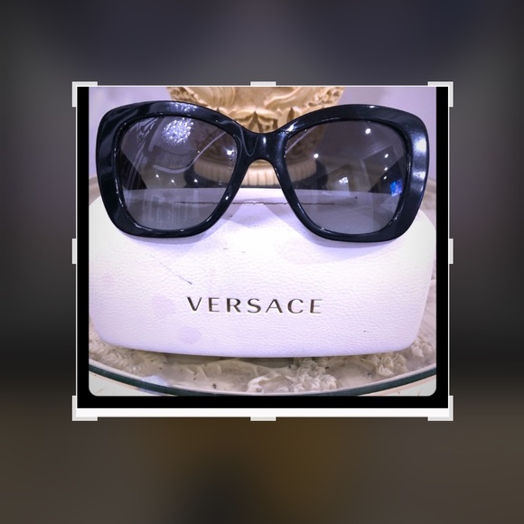 Versace sun glassese - Picture 3 of 13